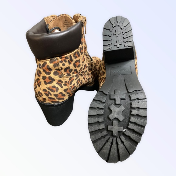 Leopard Print Ankle Boots Size 8.5 - Picture 4 of 5